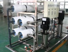 化妝品、精細化工行業(yè)用水制取設備